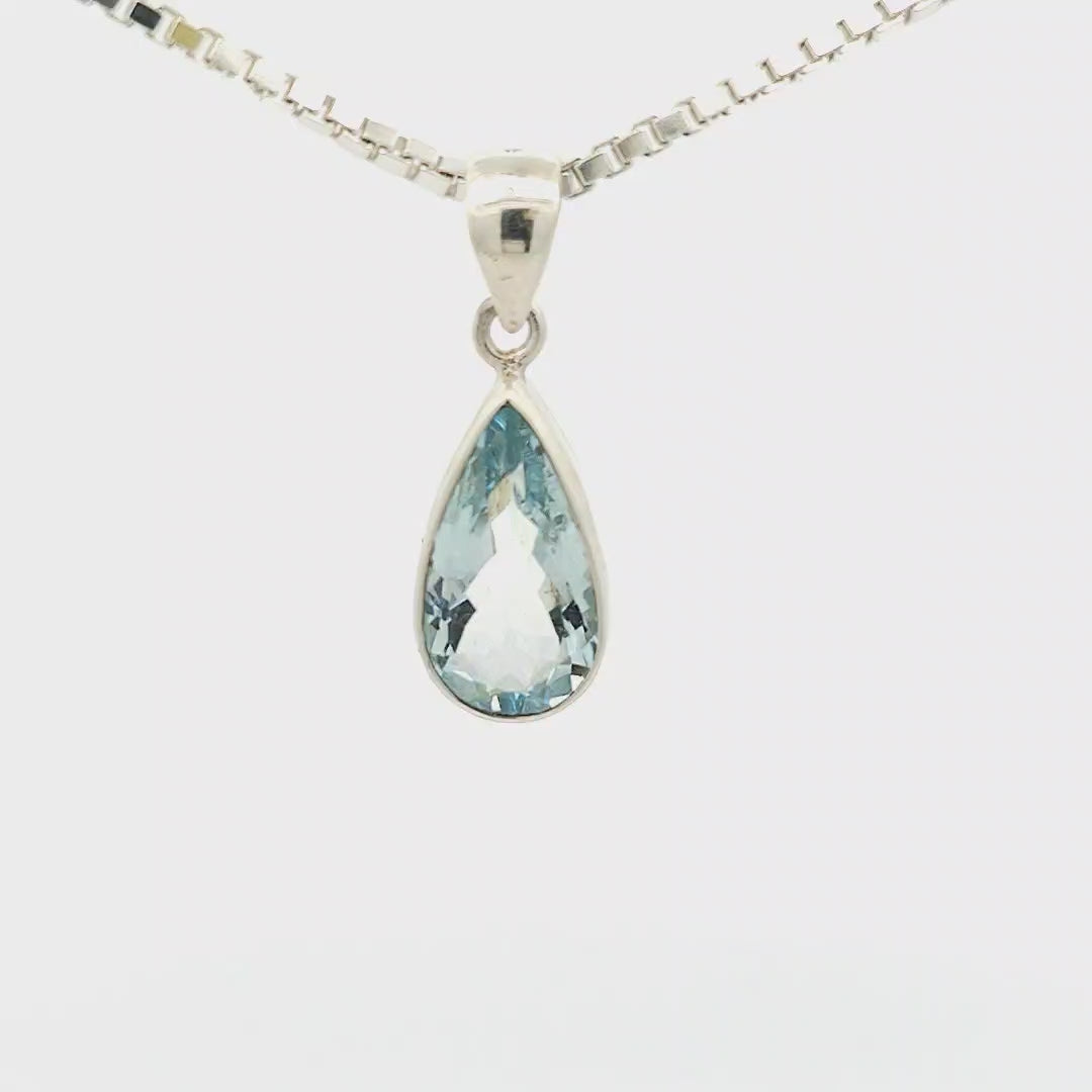 Aquamarine Pendant - Sian